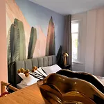Appartement Carl Von Limone *
